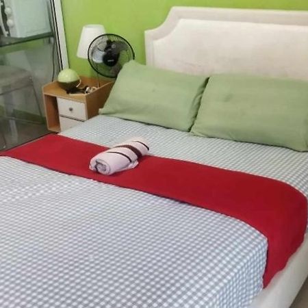 Sm Bicutan Rooms By M Manila Exterior foto